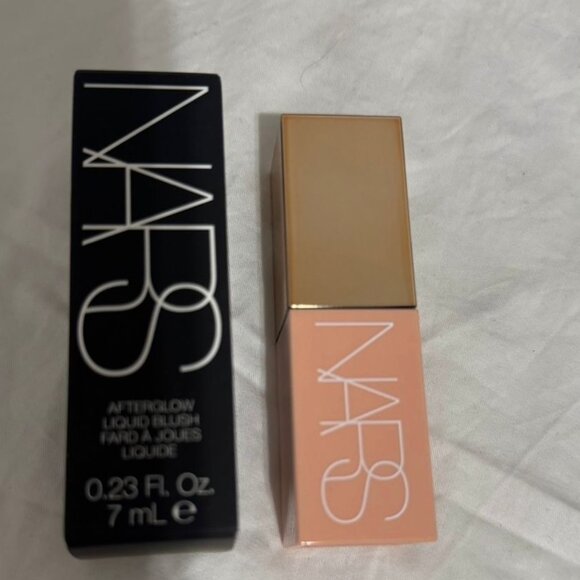 Nars AFTERGLOW LIQUID BLUSH - Picture 3 of 3